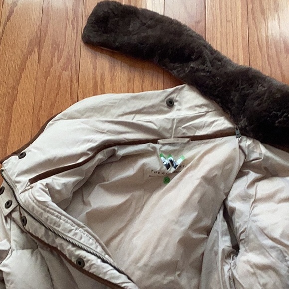 The Wild North Apparel Down Jacket XS - Suede Trim, Detachable Beaver Fur Collar - Picture 8 of 10